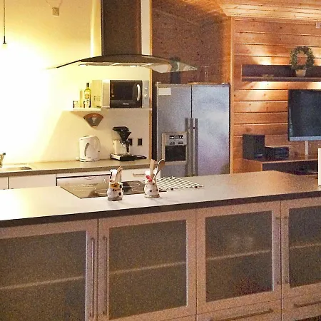 Holiday home Three-bedroom In Hadsund 28 Odde