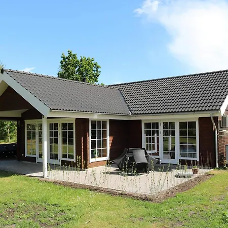 Holiday home Three-bedroom In Hadsund 28 *