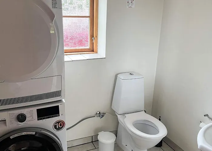 8 Person In Hadsund-by Traum *